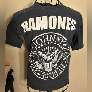 🌟 Ramones size small mens shirt top tee shirt graphic black t rock star